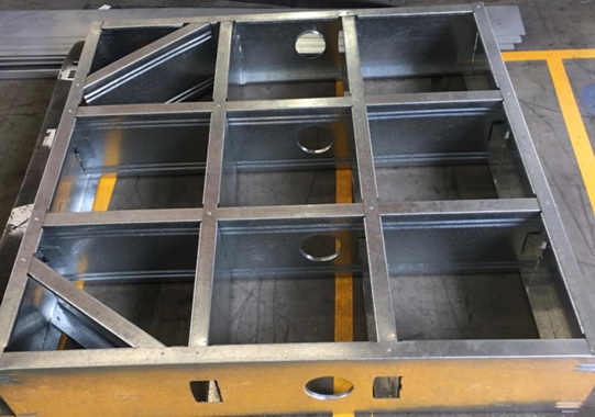 Sistema de vigas de piso de acero galvanizado